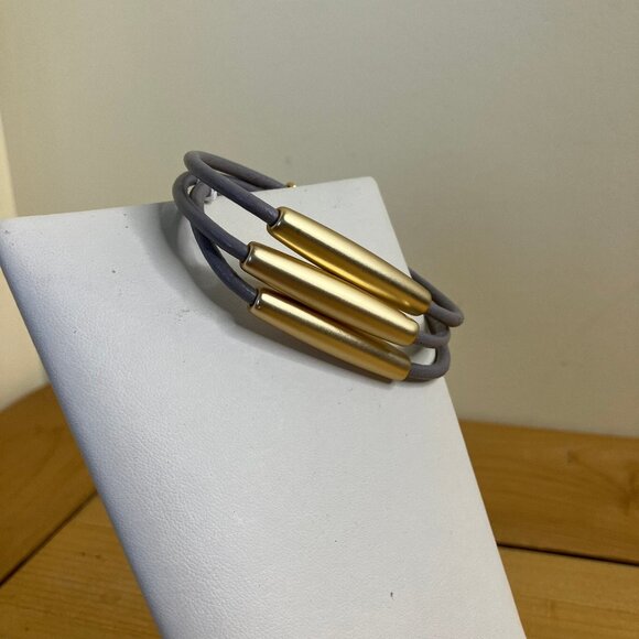 MERX Modern Cord Bracelet with Gold-Tone Tri-Tube Design Magnetic Clasp NWT - Picture 6 of 10